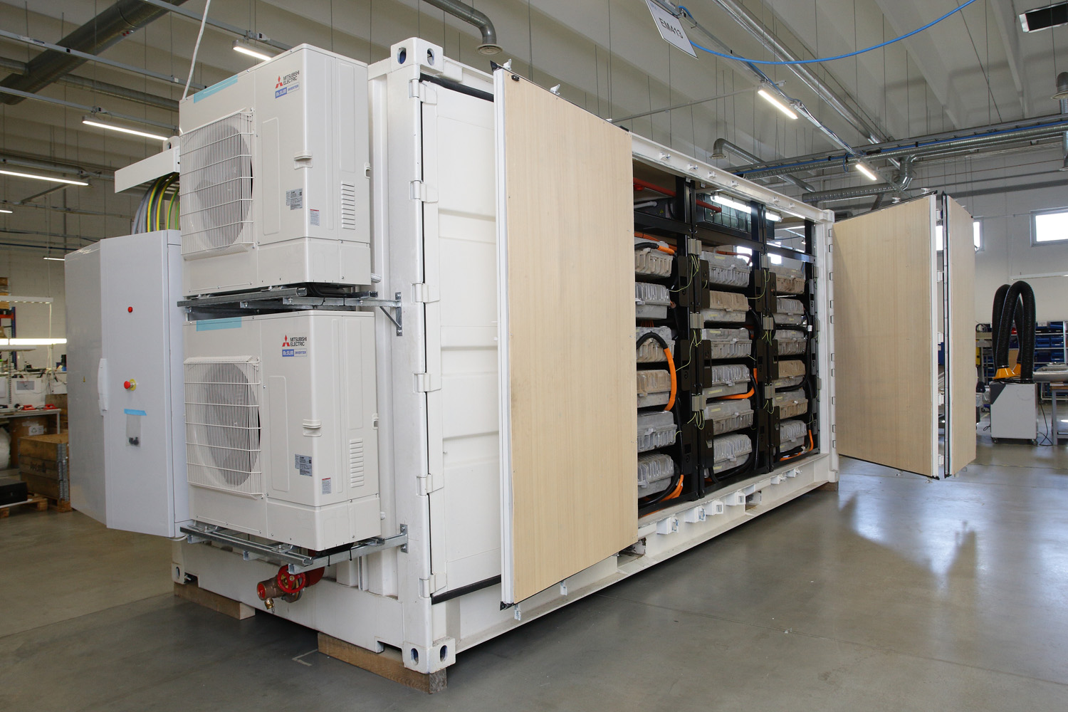 Energy storage solution 300/360kWh